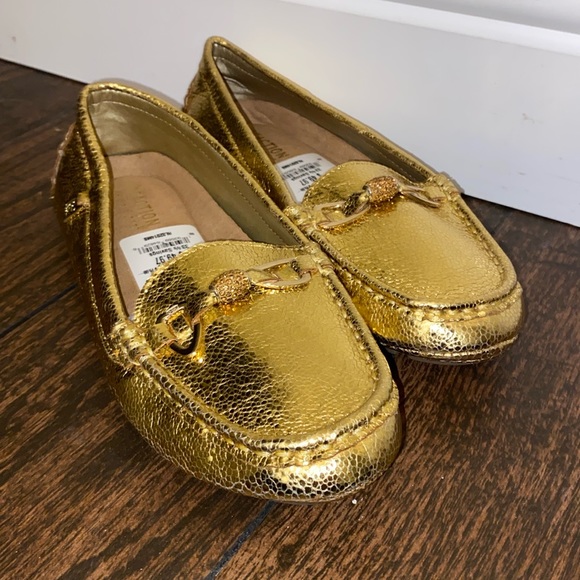 Reaction Kenneth Cole Gold Loafers shoes women’s 8 New With Tags - Picture 1 of 7